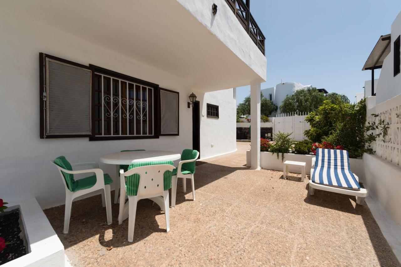 2Br Beach House - Solarium & Shower Terrace - 13 Puerto del Carmen  Bagian luar foto