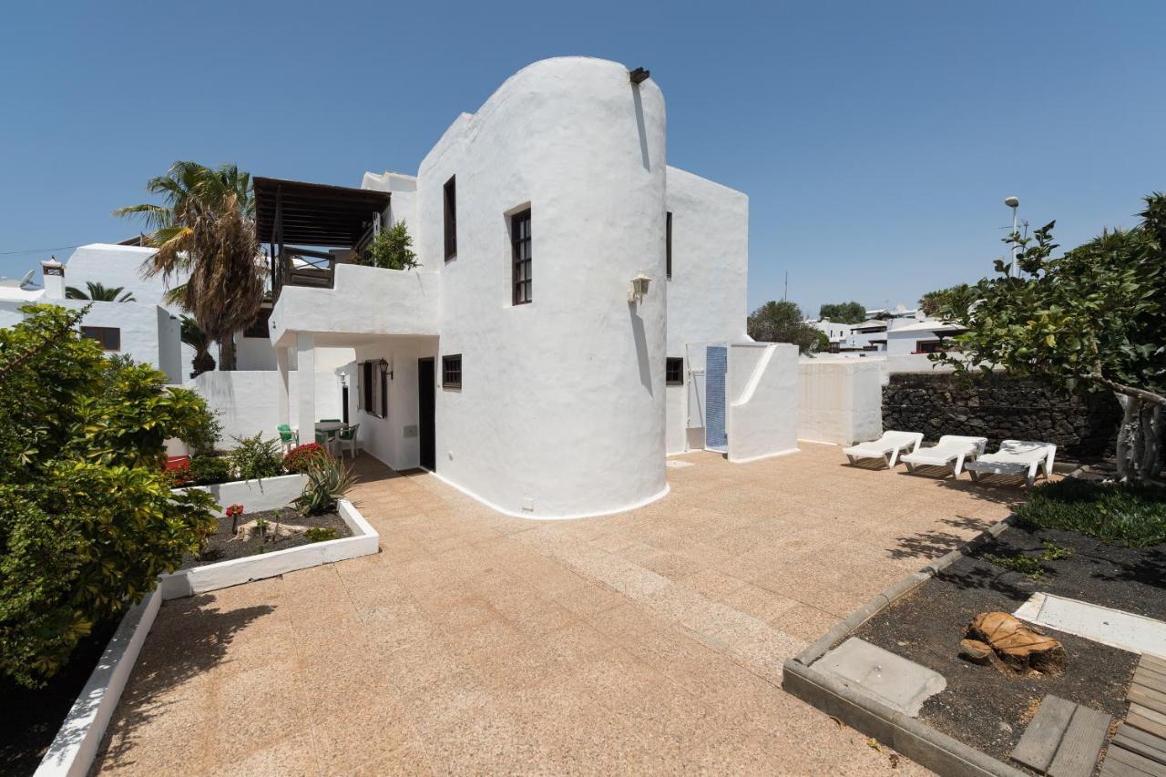 2Br Beach House - Solarium & Shower Terrace - 13 Puerto del Carmen  Bagian luar foto