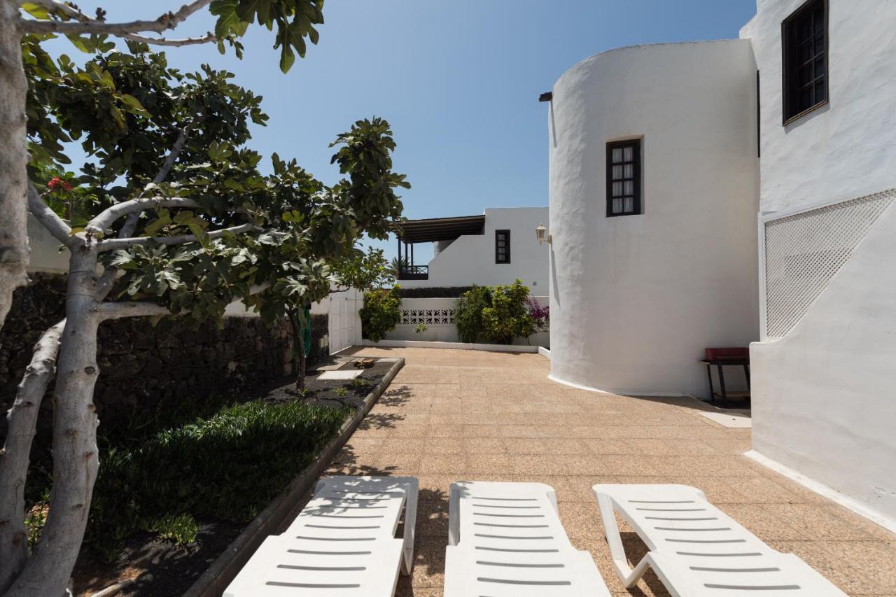 2Br Beach House - Solarium & Shower Terrace - 13 Puerto del Carmen  Bagian luar foto