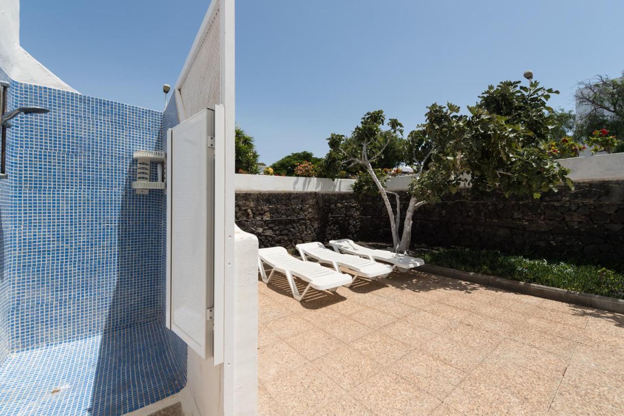 2Br Beach House - Solarium & Shower Terrace - 13 Puerto del Carmen  Bagian luar foto