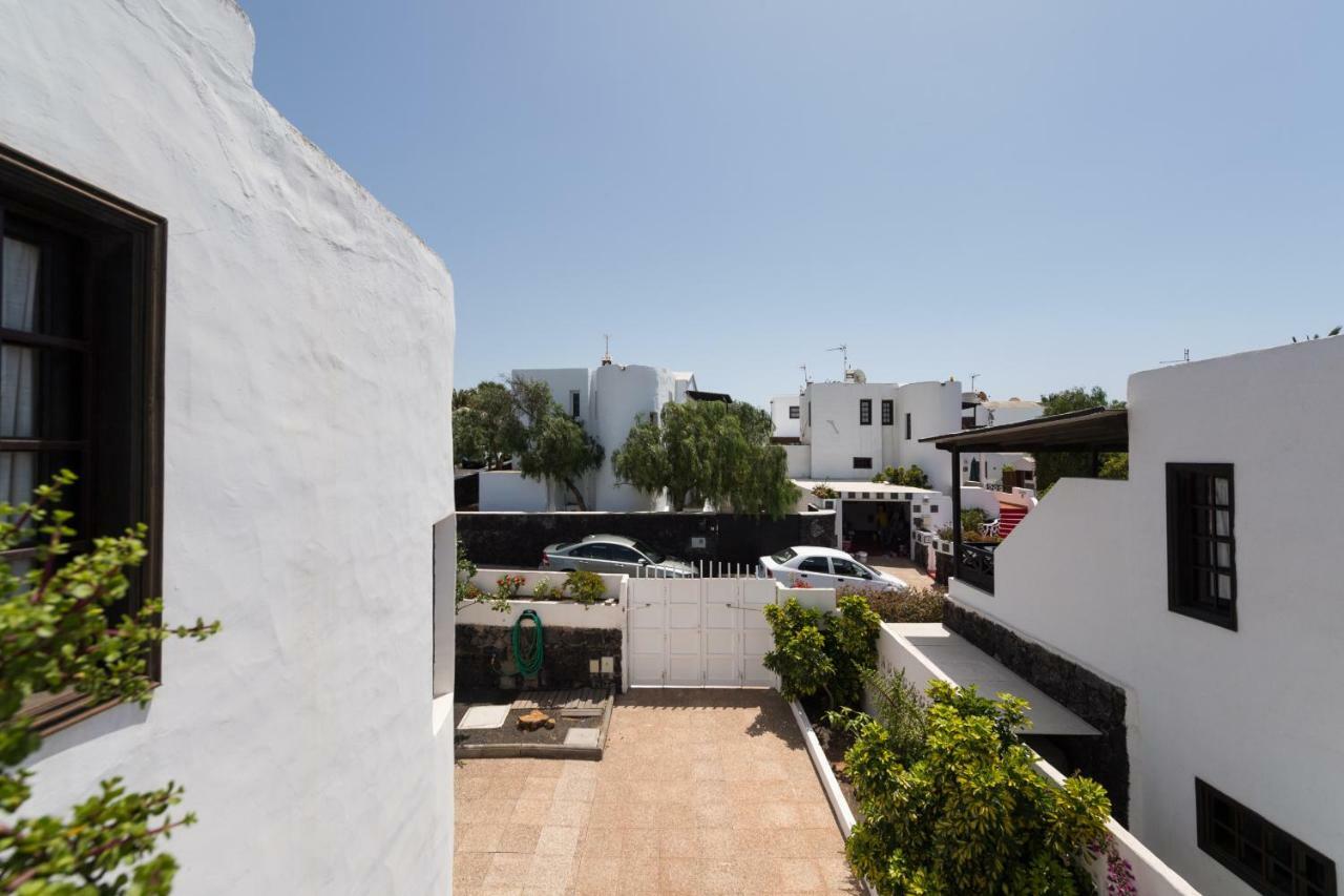 2Br Beach House - Solarium & Shower Terrace - 13 Puerto del Carmen  Bagian luar foto
