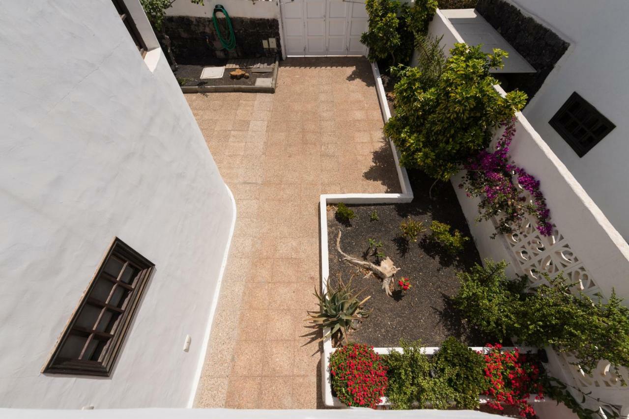 2Br Beach House - Solarium & Shower Terrace - 13 Puerto del Carmen  Bagian luar foto