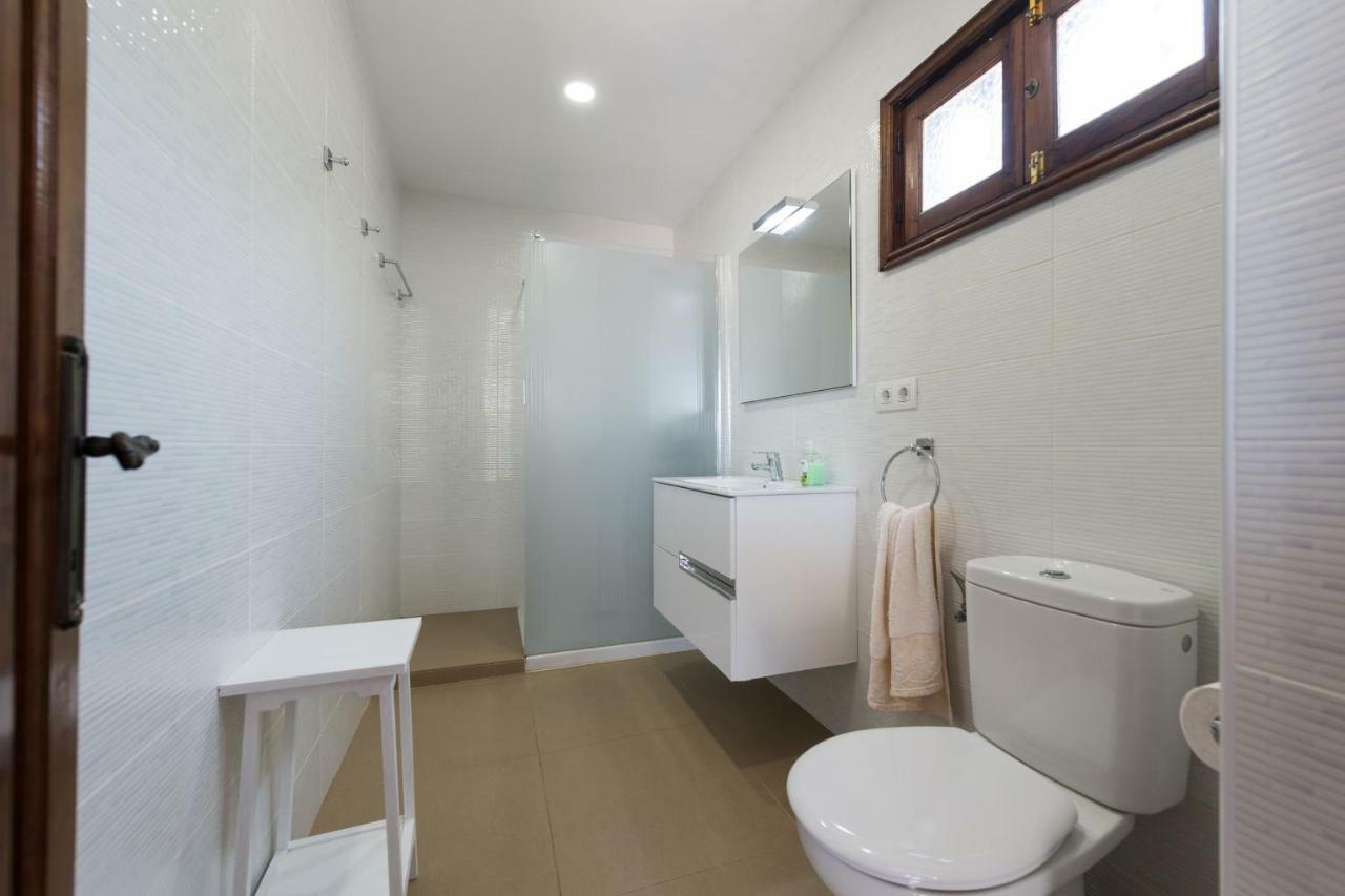 2Br Beach House - Solarium & Shower Terrace - 13 Puerto del Carmen  Bagian luar foto